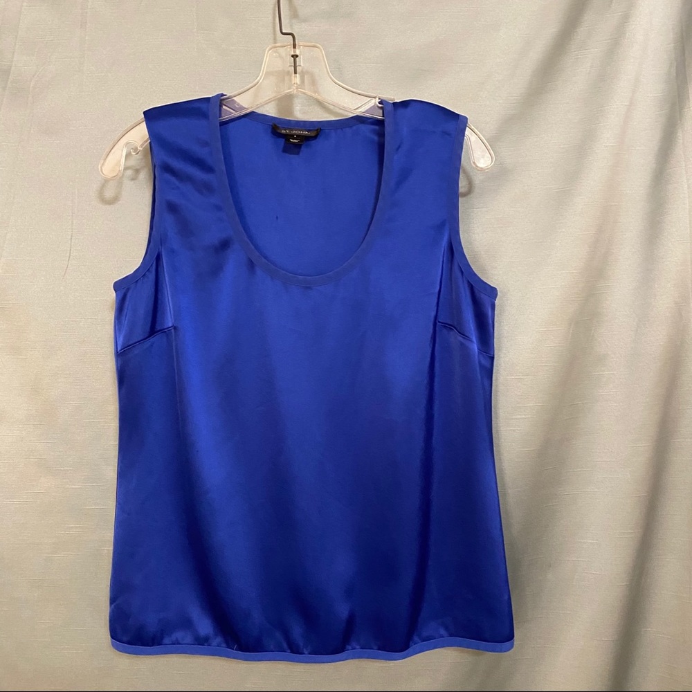 St. John Blue Tank Top in Size 8.